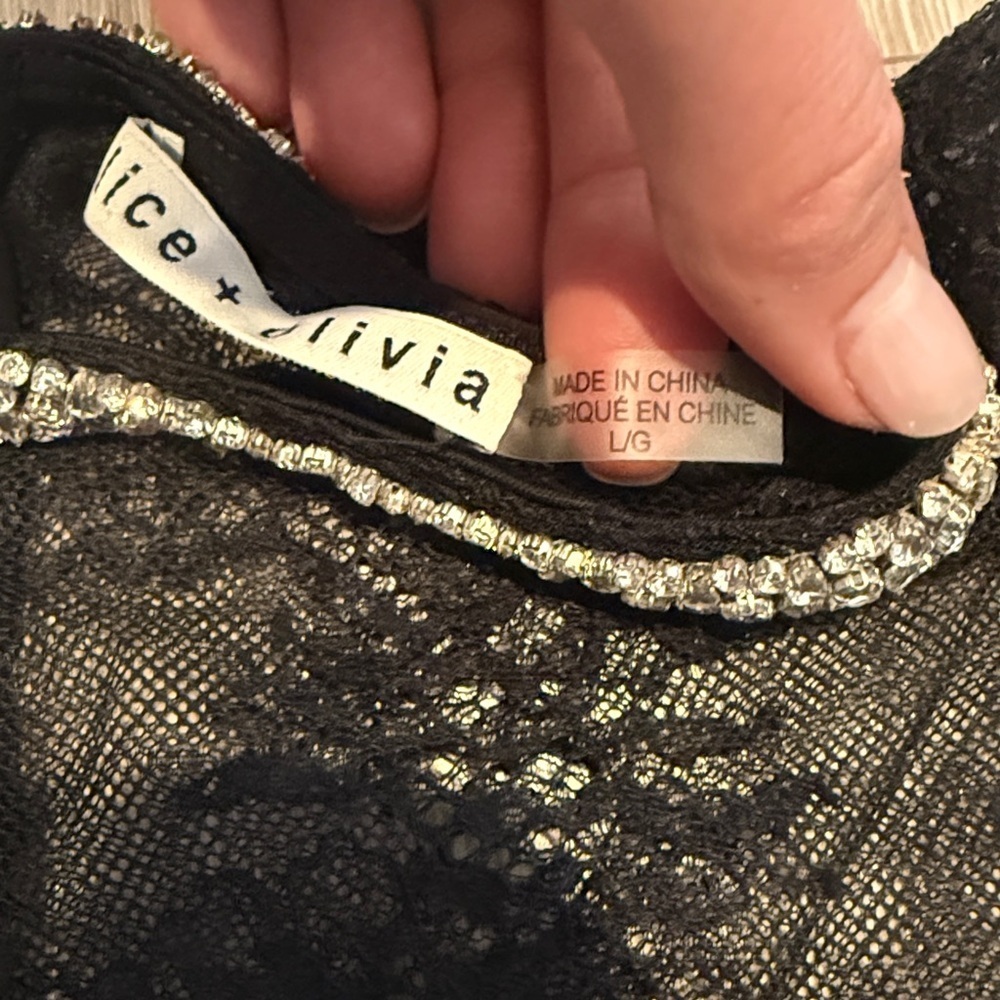 alice + olivia Vanita Embellished Neck Black Lace Crop Top Large - Picture 7 of 8